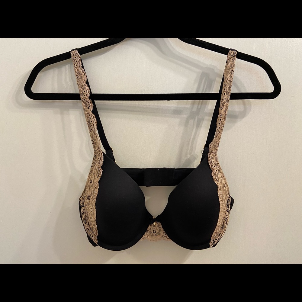 Black/nude bra, 32C, brand new